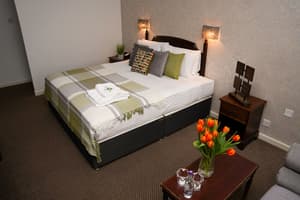 thumbnail: Room