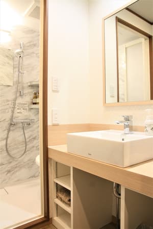 thumbnail: Bathroom