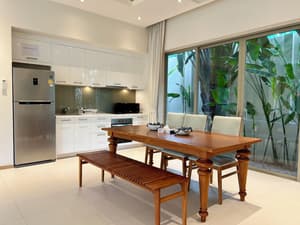 thumbnail: Dining