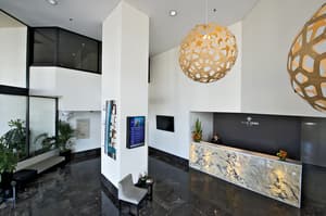 thumbnail: Reception