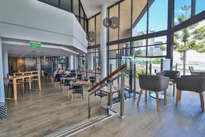 thumbnail: Breakfast area