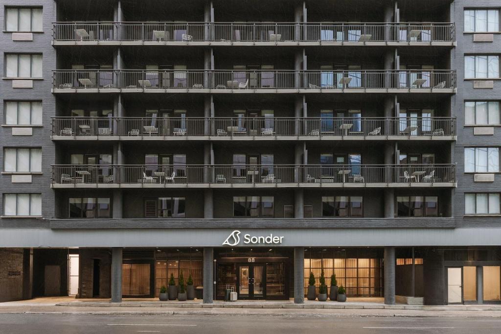9ca623079ffba2a45c2f3e36ee830c05.jpeg