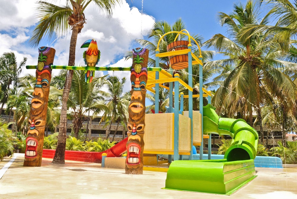 Children's play area - outdoor