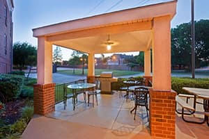 thumbnail: Terrace/patio