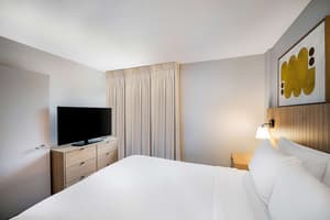 thumbnail: Room amenity