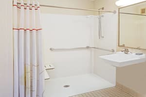 thumbnail: Bathroom shower