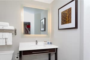 thumbnail: Bathroom amenities