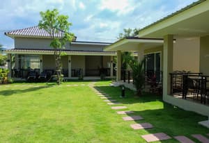 thumbnail: Exterior