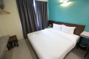 thumbnail: Room