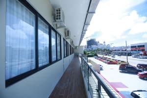 thumbnail: Street view