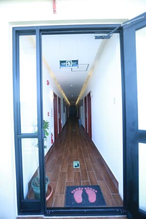 thumbnail: Reception