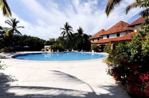 thumbnail: Pool