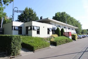thumbnail: Restaurant