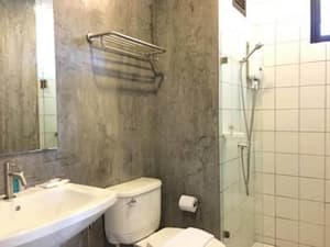 thumbnail: Bathroom