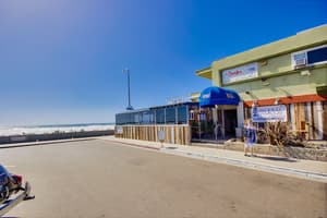 thumbnail: Front of property