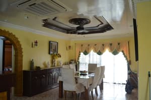 thumbnail: Breakfast area