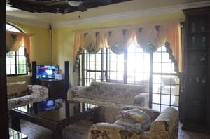 thumbnail: Lobby lounge