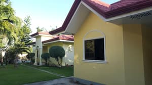 thumbnail: Property grounds
