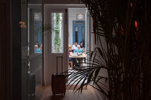 thumbnail: Restaurant