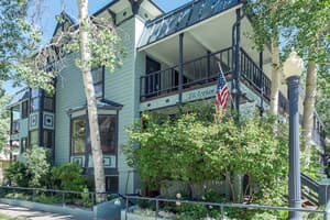 thumbnail: Exterior