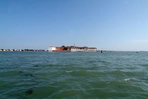 thumbnail: Exterior