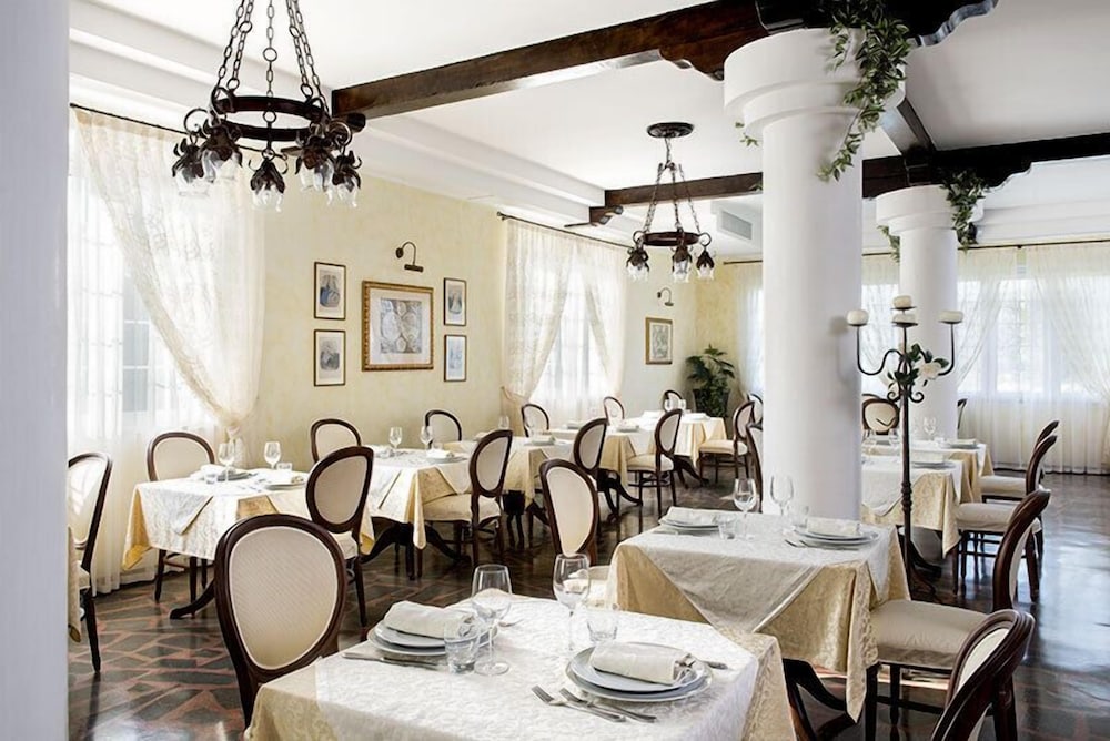 Restaurant-cafeteria