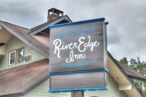 thumbnail: Front of property