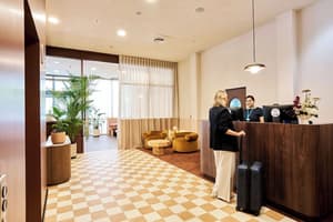 thumbnail: Reception