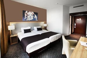 thumbnail: Room amenity