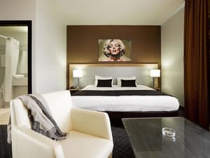 thumbnail: Room amenity