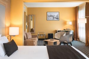 thumbnail: Room