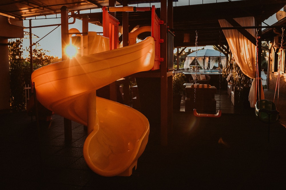 Children's play area - indoor