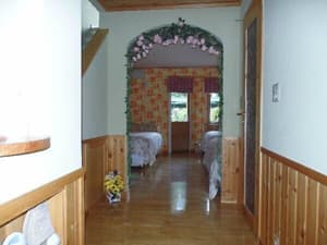 thumbnail: Interior entrance