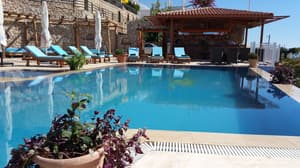 thumbnail: Outdoor pool