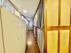 thumbnail: Interior detail