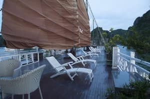 thumbnail: Sundeck