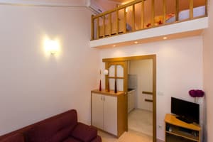 thumbnail: Living area