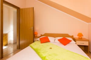 thumbnail: Room amenity