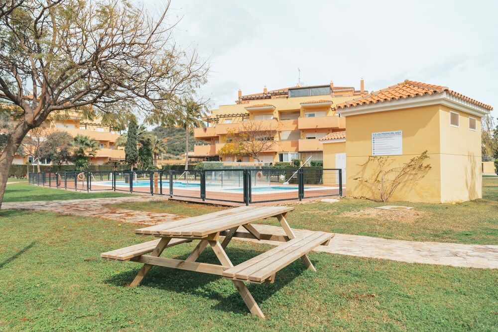 BBQ/picnic area