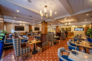 thumbnail: Restaurant