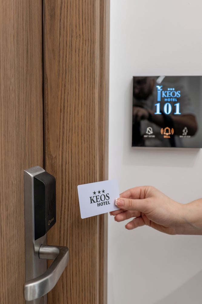 Room amenity