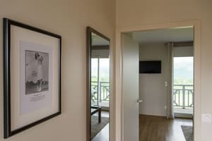 thumbnail: Interior entrance