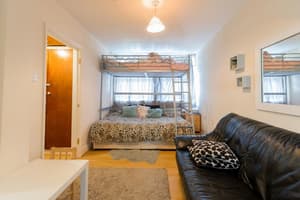 thumbnail: Interior detail