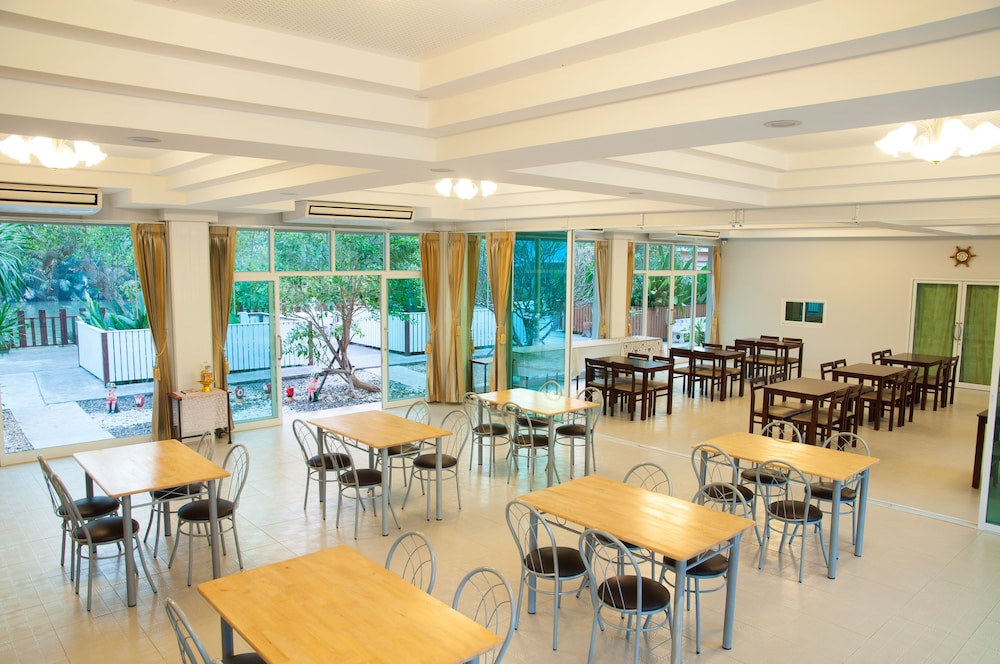 Restaurant-cafeteria