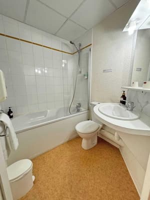 thumbnail: Bathroom