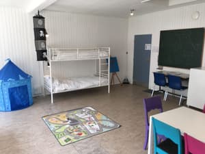 thumbnail: In-room dining