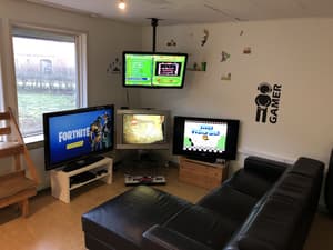 thumbnail: Room