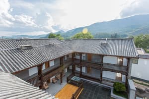 thumbnail: Exterior