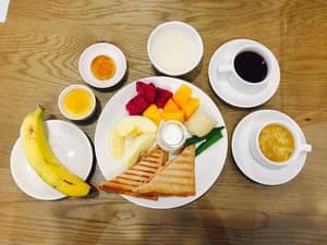 thumbnail: Breakfast area