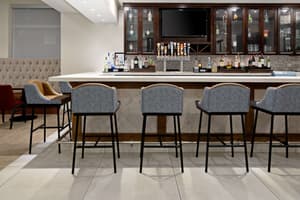 thumbnail: Bar (on property)